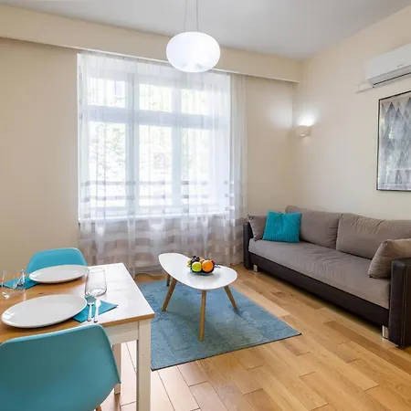 Królewska Apartments-2